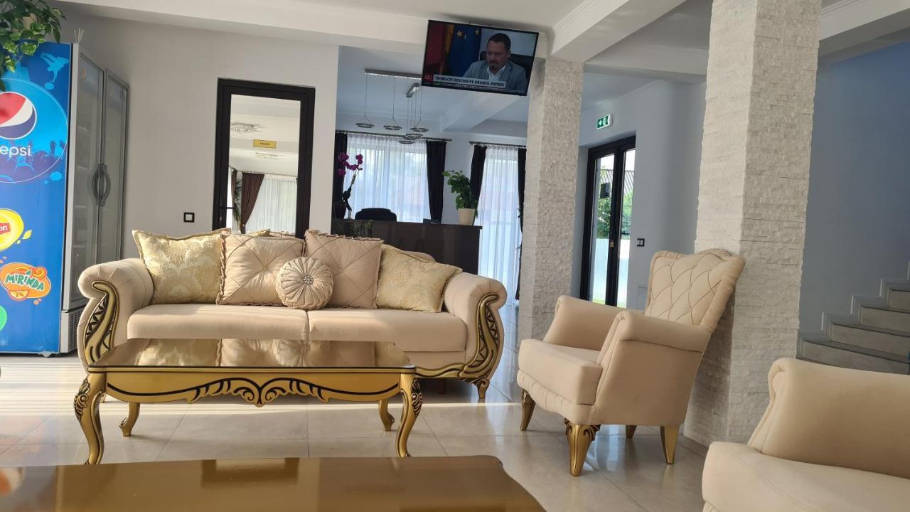 Pensiunea Gold Wellness&Spa Chiscau Eksteriør billede